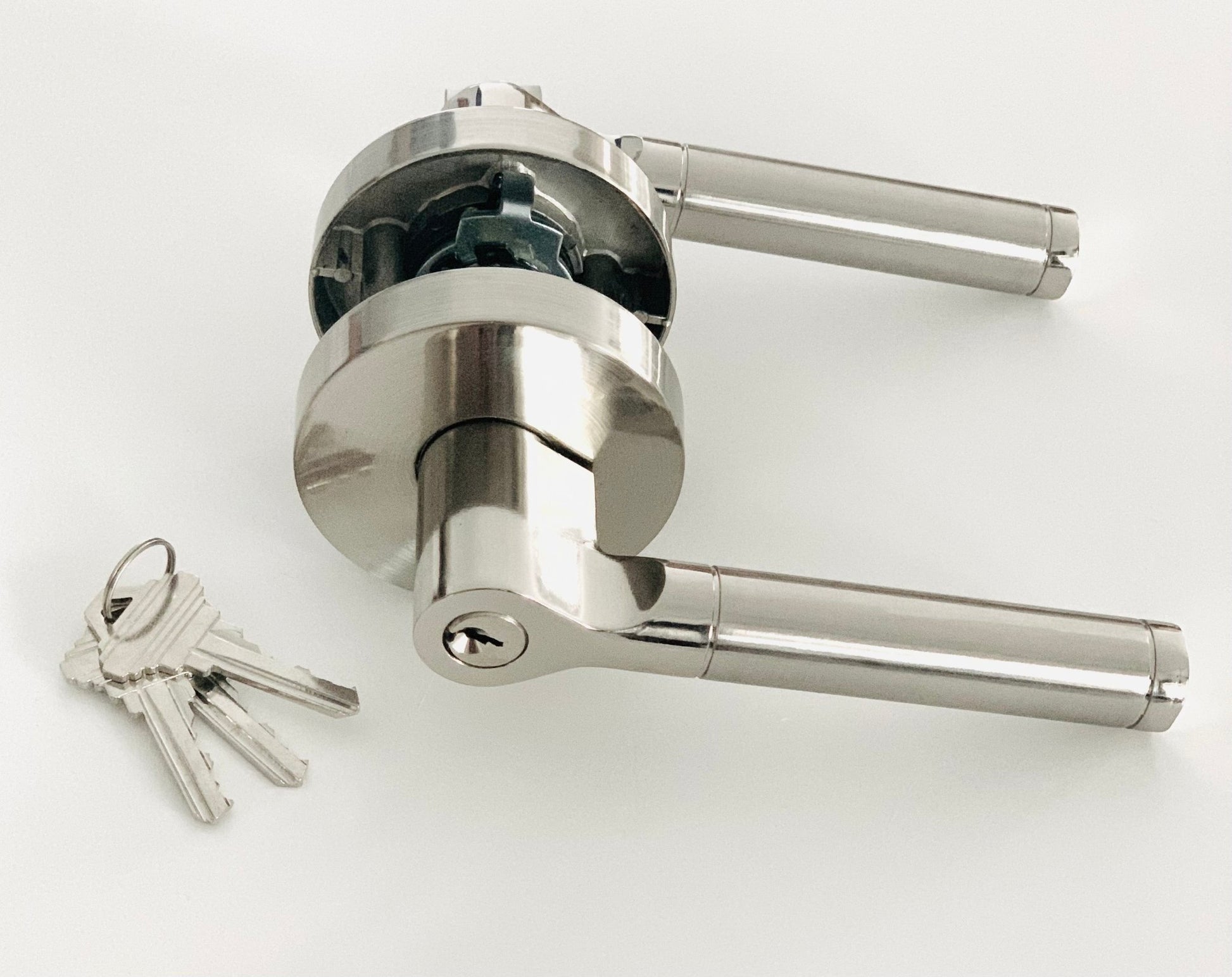 L3 - Montana Entrance lever - Just Doors NSW